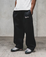 TAG BAGGY JOGGERS [630GSM]